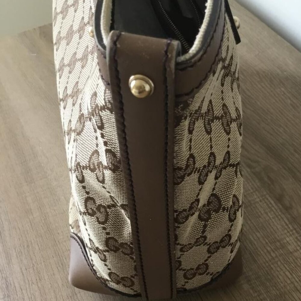 Authentic Gucci GG Canvas Tote Bag with Attached Gucci Leather Pouch - Picture 12 of 14